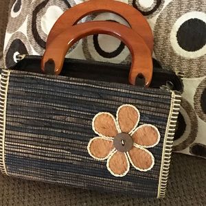 NWOT Cute flower purse! 👜